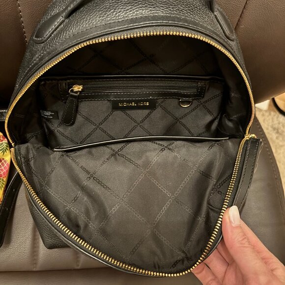 MICHAEL KORS Valerie Medium Pebbled Leather Backpack - Monogram - FREE SHIPPING - Picture 5 of 8